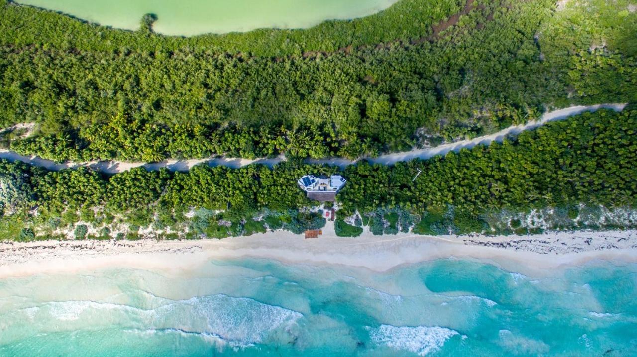 Casa Pelicanos Tulum Beach Mx - Next To Hotel Zone ภายนอก รูปภาพ